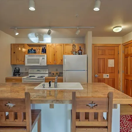 Cozy Driggs Condo With Hot Tub And Ski Shuttle Service Exterior photo